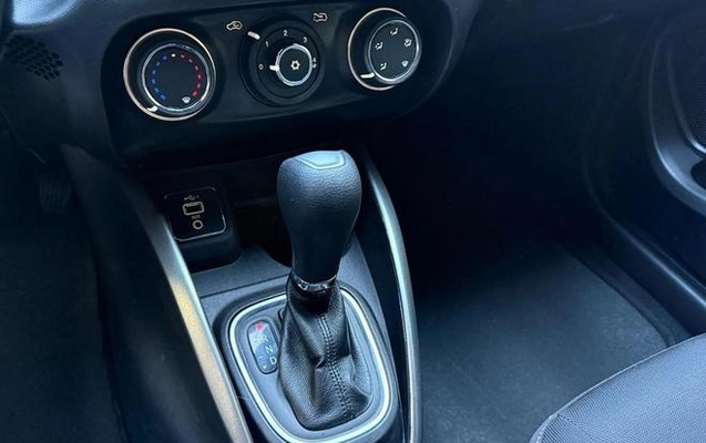 imagem-https://www.socarrao.com.br/sc-vehicle-images-prod/1757625/1779805295427-8123529_13_B_a02dd705f2.jpeg