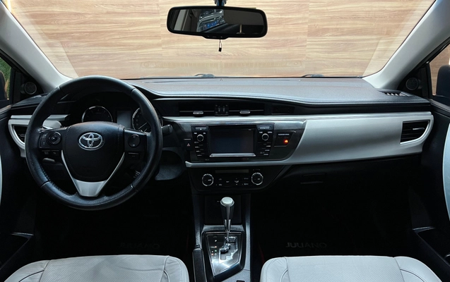 imagem-https://www.socarrao.com.br/sc-vehicle-images-prod/1757719/1787926137333-GknSpXDJtClQ0sjl76toFwAU3PpVuaGk.jpg