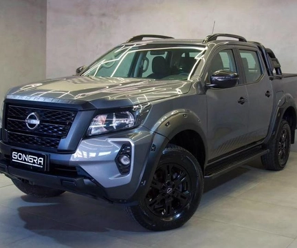 Nissan Frontier 2025 Cinza — foto 1 de 3