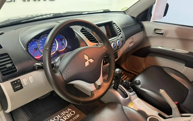 imagem-https://www.socarrao.com.br/sc-vehicle-images-prod/1757903/1779806175809-V2hhdHNBcHAgSW1hZ2UgMjAyNi0wMi0xOCBhdCAxNC4yMy4zOS5qcGVn.jpeg