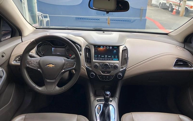 imagem-https://www.socarrao.com.br/sc-vehicle-images-prod/17594/1774457143225-7559146_4_B_8c981f3924.jpeg