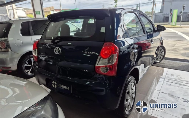 imagem-https://www.socarrao.com.br/sc-vehicle-images-prod/1760260/1788267771214-9adabf8d-d677-4e5c-b921-8f6b38f5811e20260526112545.jpeg