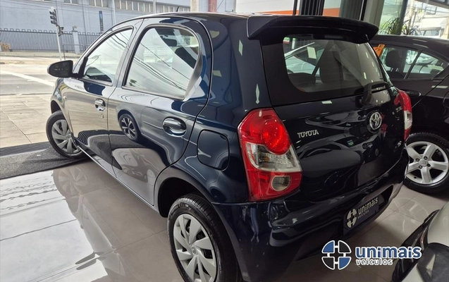 imagem-https://www.socarrao.com.br/sc-vehicle-images-prod/1760260/1788267771216-da24ed38-098f-410c-81a5-b6297b125e7c20260526112546.jpeg