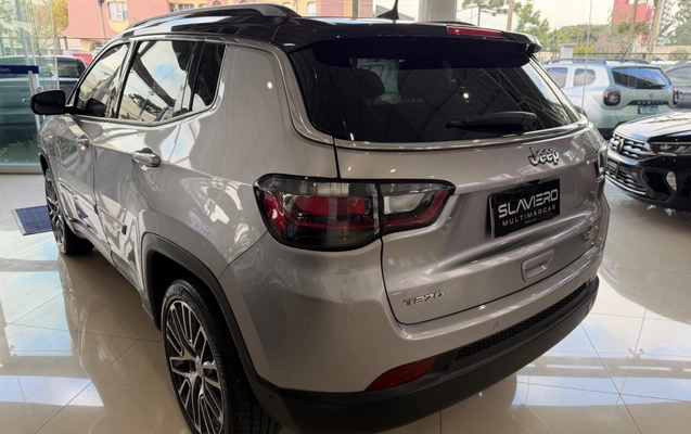 imagem-https://www.socarrao.com.br/sc-vehicle-images-prod/1760466/1788611037328-78f6481f-c2c6-4dd0-89ab-bf0af2b67f05.jpg