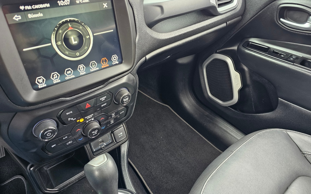 imagem-https://www.socarrao.com.br/sc-vehicle-images-prod/1760684/1779816426866-MjAyNjA1MjZfMTAwNzQzLmpwZw.jpg