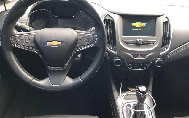 imagem-https://www.socarrao.com.br/sc-vehicle-images-prod/17608/1771964081227-7740120_0_B_86fe2aecc3.jpeg
