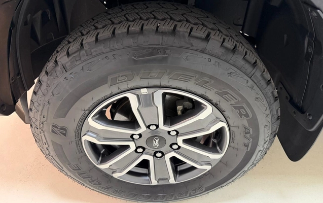 imagem-https://www.socarrao.com.br/sc-vehicle-images-prod/1760875/1779816959864-V2hhdHNBcHAgSW1hZ2UgMjAyNi0wNS0yNiBhdCAxNC4zMC4zNiAoMTMpLmpwZWc.jpeg