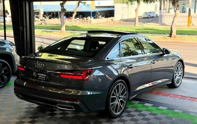 imagem-https://www.socarrao.com.br/sc-vehicle-images-prod/1760999/1788987391750-8123798_15_B_0d44b709f2.jpeg