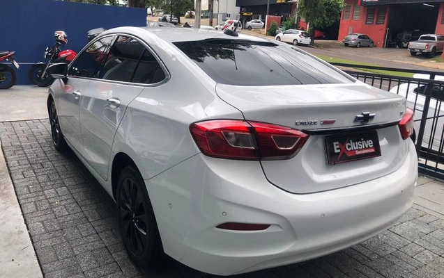 imagem-https://www.socarrao.com.br/sc-vehicle-images-prod/17611/1770294093903-7766971_6_B_b6943a8c64.jpeg