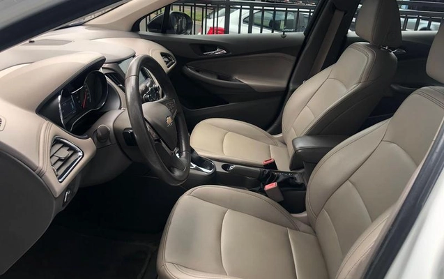 imagem-https://www.socarrao.com.br/sc-vehicle-images-prod/17611/1770294093904-7766971_5_B_af441f09bf.jpeg