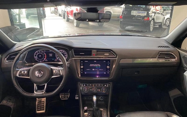 imagem-https://www.socarrao.com.br/sc-vehicle-images-prod/1761530/1788545439561-8004151_13_B_d3d54c0026.jpeg