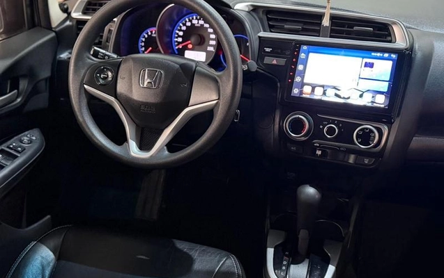 imagem-https://www.socarrao.com.br/sc-vehicle-images-prod/1762241/1779823574199-8125514_1_B_cc4eb557b4.jpeg