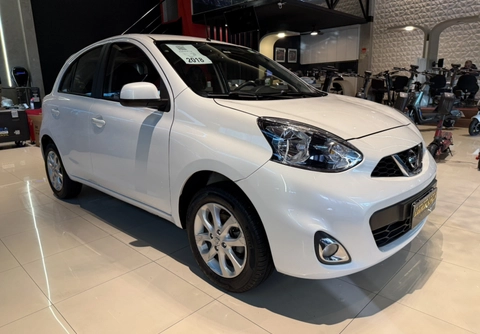 Nissan MARCH 2018 Branco — foto 1 de 3