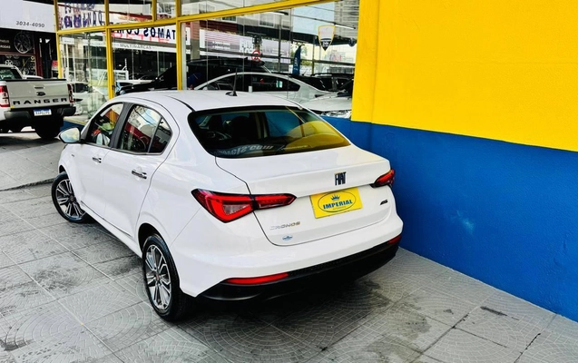 imagem-https://www.socarrao.com.br/sc-vehicle-images-prod/1762701/1789385832712-c2a7478671094c7592ad5d3f8ecb2995_1779825933461.jpeg