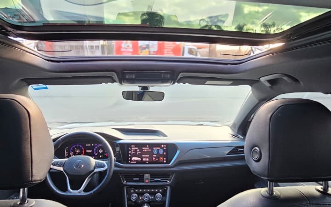 imagem-https://www.socarrao.com.br/sc-vehicle-images-prod/1762705/1779998780593-ODZmMTZmNmYtYzE5OC00ZDBkLWExMTQtYjdlZTVkMDlmYWQzLmpwZw.jpg
