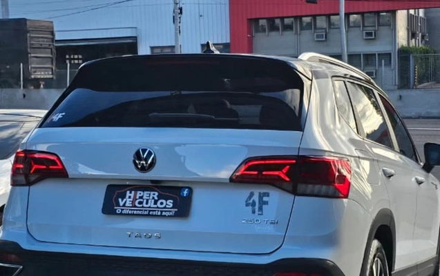 imagem-https://www.socarrao.com.br/sc-vehicle-images-prod/1762705/1779998781148-YWViMmVlOGEtMmJmYS00NTZjLWIzMzctMmRjNjdmYzQ3ZTkwLmpwZw.jpg