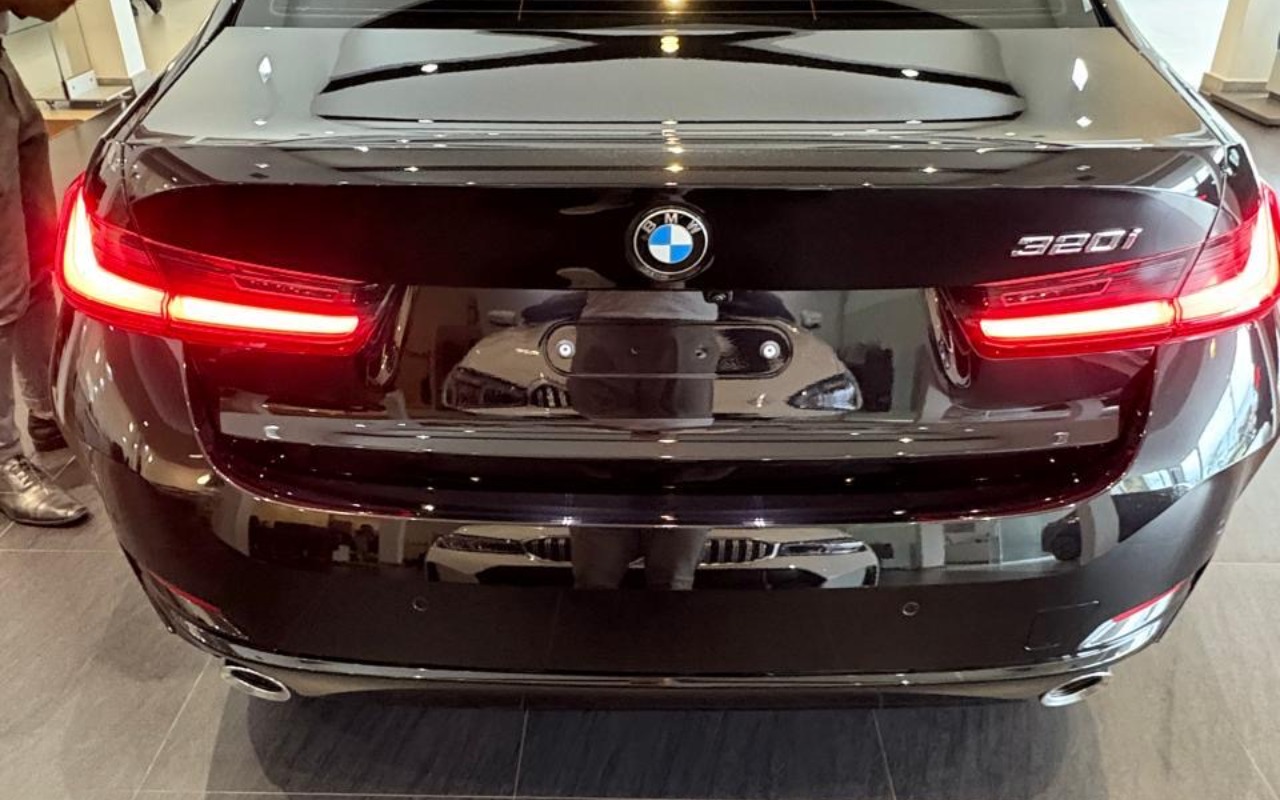 BMW 320i Modern/Sport TB (A) 2.0/A.Flex/GP 4p na cor Preto em Almirante Tamandaré / PR - 1762721