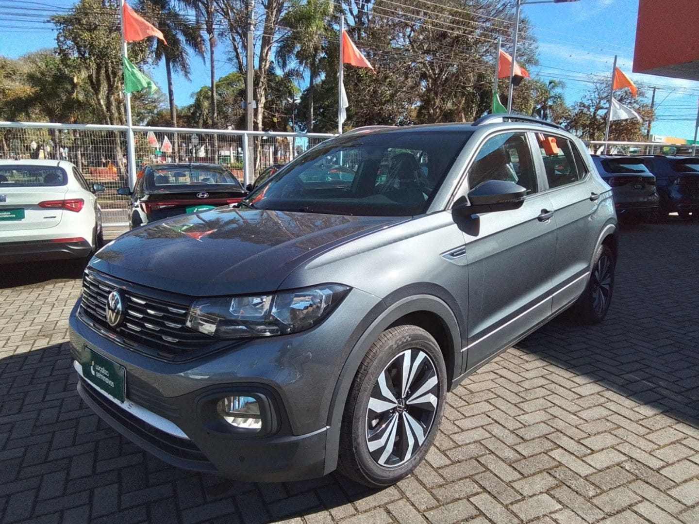 Volkswagen T-Cross Comfor. 200 TSI 1.0 Flex 5p Aut. na cor Cinza em Pato Branco / PR - 17668