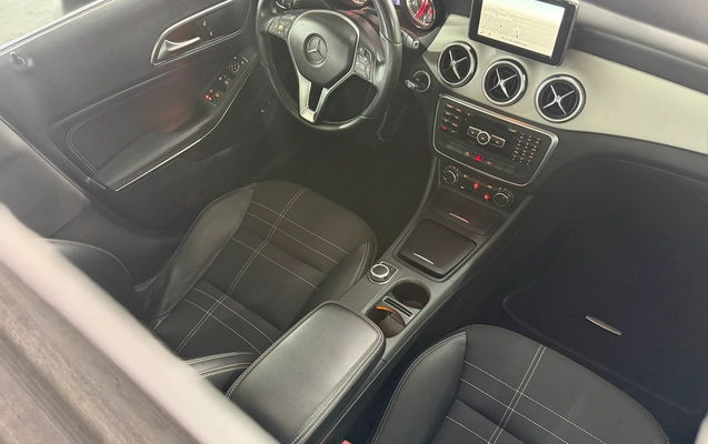imagem-https://www.socarrao.com.br/sc-vehicle-images-prod/1768194/1779837090048-87492a81-90f7-4693-b0f7-c08d0a5ddbd9.jpg
