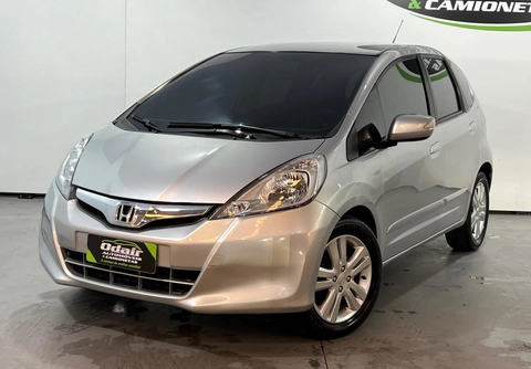 Honda Fit 2013 Prata — foto 1 de 3