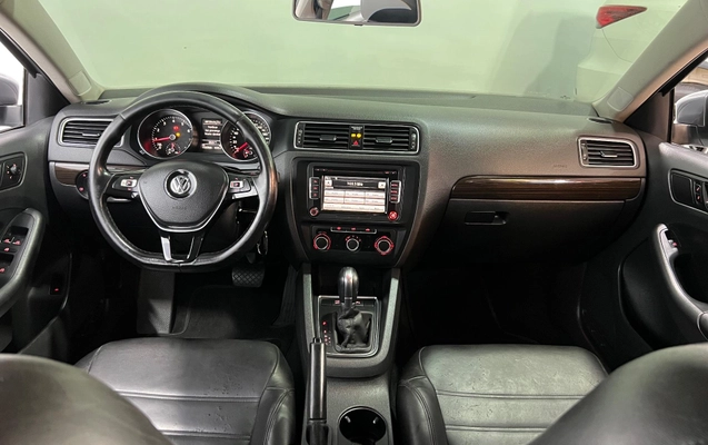 imagem-https://www.socarrao.com.br/sc-vehicle-images-prod/1785760/1779887905980-a02dce235ae543e4bcc55e487daea503_1779887733759.jpeg