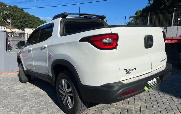 imagem-https://www.socarrao.com.br/sc-vehicle-images-prod/1785833/1779888266070-f9b3b22634144ed0b4b374575886714e_1779887071758.jpeg