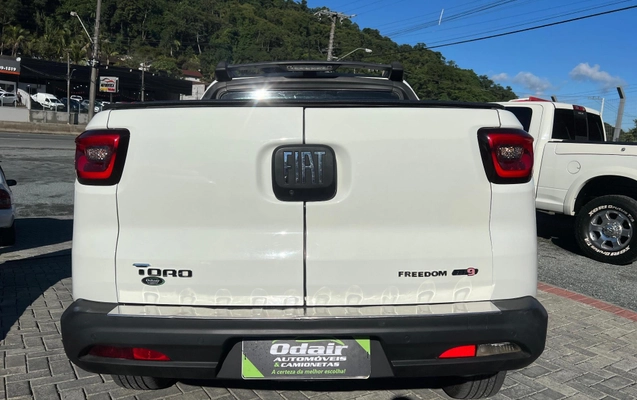 imagem-https://www.socarrao.com.br/sc-vehicle-images-prod/1785833/1779888266071-91ad6f0ea26a430a8c824495b605ede0_1779887073132.jpeg