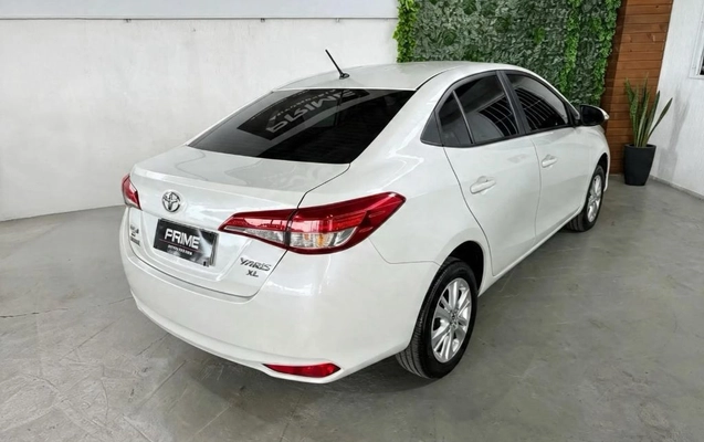 imagem-https://www.socarrao.com.br/sc-vehicle-images-prod/1786066/1789501956598-gb-3c799bb.jpeg