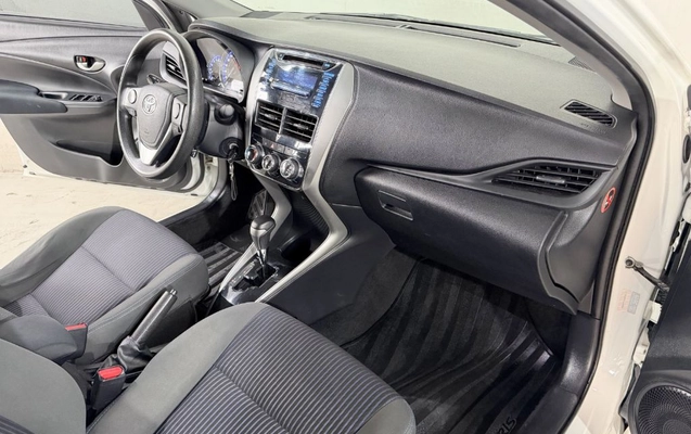 imagem-https://www.socarrao.com.br/sc-vehicle-images-prod/1786066/1789501956611-gb-a41631e.jpeg