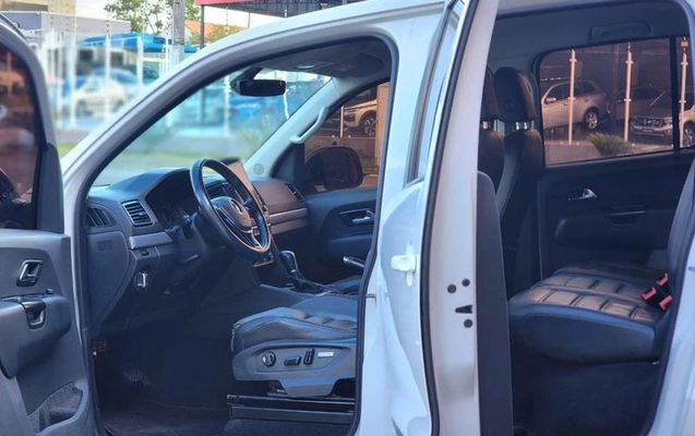 imagem-https://www.socarrao.com.br/sc-vehicle-images-prod/1786195/1787661625600-8125454_8_B_69850031f1.jpeg