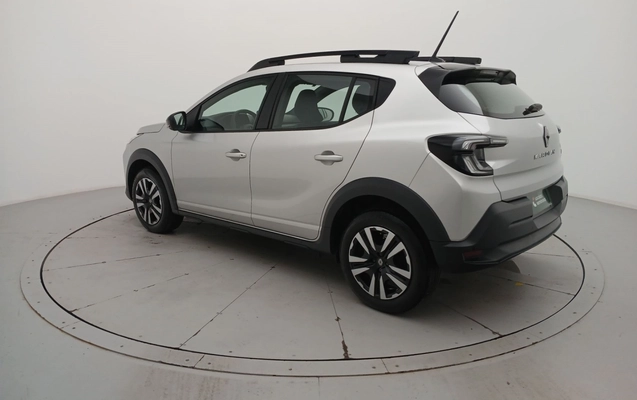 imagem-https://www.socarrao.com.br/sc-vehicle-images-prod/1786389/1779891318084-1_021257.jpg