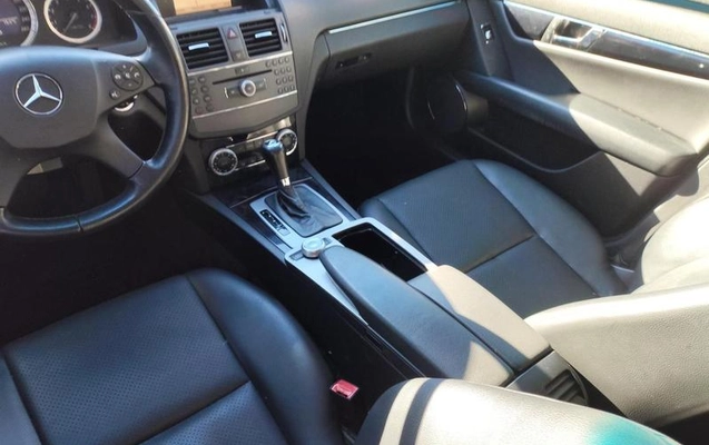 imagem-https://www.socarrao.com.br/sc-vehicle-images-prod/1786415/1784066254384-8127234_26_B_605fd19dbb.jpeg