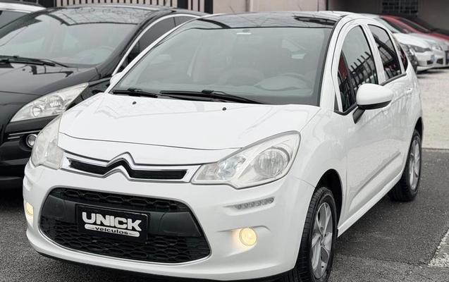 imagem-https://www.socarrao.com.br/sc-vehicle-images-prod/1786463/1786473648795-8127702_1_B_27d88a4b42.jpeg