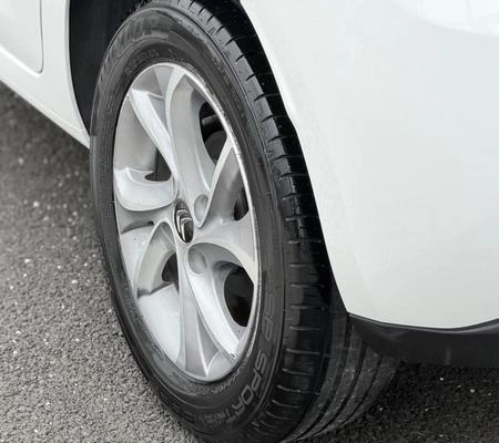 imagem-https://www.socarrao.com.br/sc-vehicle-images-prod/1786463/1786473648814-8127702_9_B_750b43c66e.jpeg