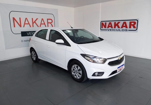 Chevrolet Onix 2018 Branco — foto 1 de 3