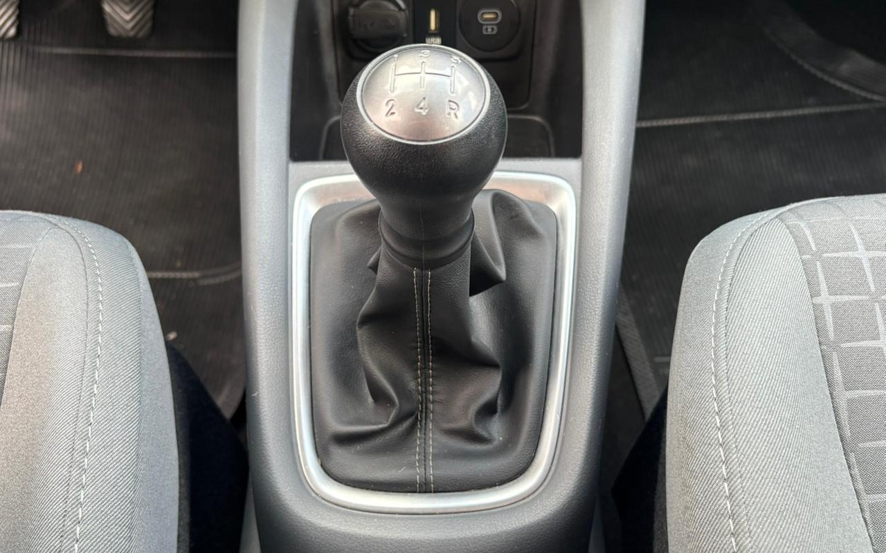 imagem-https://www.socarrao.com.br/sc-vehicle-images-prod/1786763/1779892470767-V2hhdHNBcHAgSW1hZ2UgMjAyNi0wNS0yNyBhdCAwOS4xNy4yMS5qcGVn.jpeg