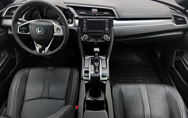 imagem-https://www.socarrao.com.br/sc-vehicle-images-prod/1786981/1788360981825-8010310_7_B_e446a7584f.jpeg
