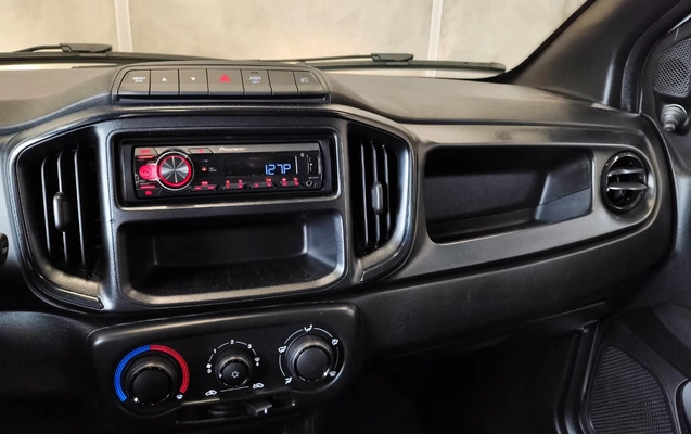 imagem-https://www.socarrao.com.br/sc-vehicle-images-prod/1790813/1779901712746-003_d905db0f350cbfe70df280ee6aedb13d.jpeg