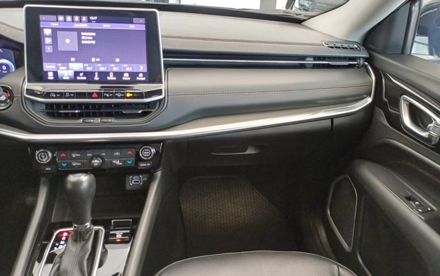 imagem-https://www.socarrao.com.br/sc-vehicle-images-prod/1790838/1785498230132-vehicle_image_1779990821_a6bd8f9ffb580454e97b33b76912b45c.jpeg