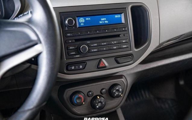 imagem-https://www.socarrao.com.br/sc-vehicle-images-prod/1791071/1787940691613-8084492_8_B_a1ee1e6f0d.jpeg