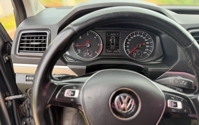 imagem-https://www.socarrao.com.br/sc-vehicle-images-prod/1792288/1779904832810-SU1HXzUwMzIuanBlZw.jpeg