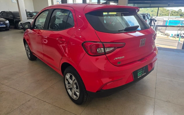 imagem-https://www.socarrao.com.br/sc-vehicle-images-prod/1793185/1788372338255-78f8945e-db42-4178-820b-a0c2c2bf1fe3.jpg