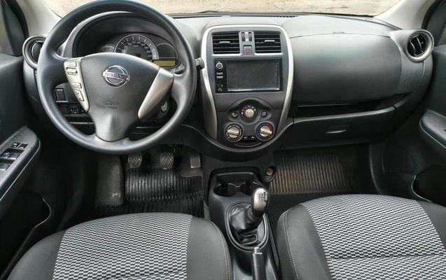 imagem-https://www.socarrao.com.br/sc-vehicle-images-prod/1793391/1786626992015-8124513_17_B_523dfcbb75.jpeg