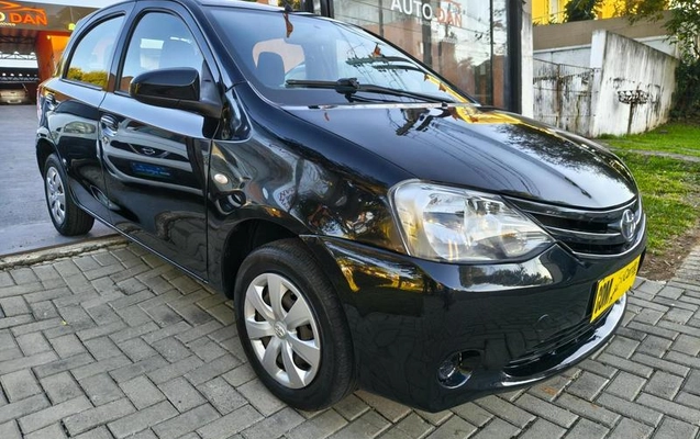 imagem-https://www.socarrao.com.br/sc-vehicle-images-prod/1793507/1784924651716-8124507_2_B_206c365fc4.jpeg