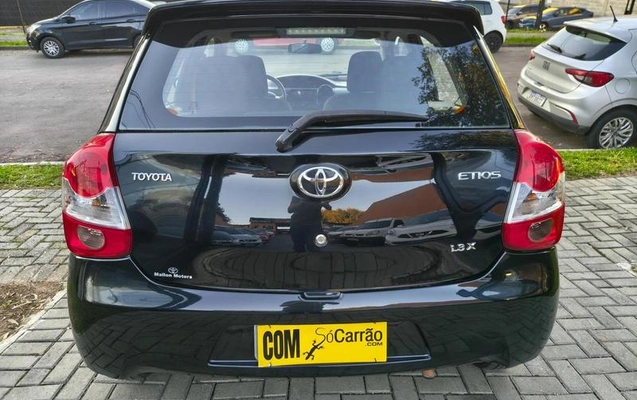 imagem-https://www.socarrao.com.br/sc-vehicle-images-prod/1793507/1784924651732-8124507_12_B_ee8968daea.jpeg