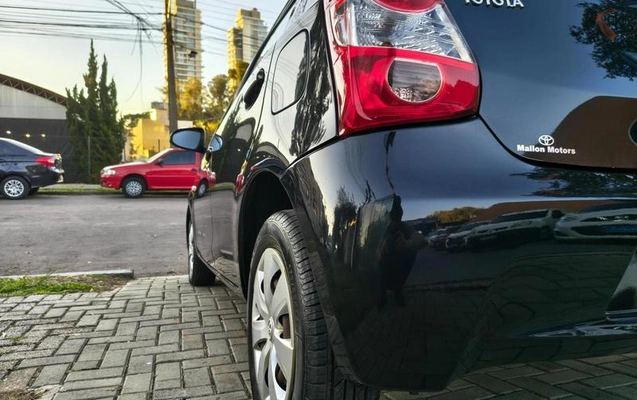imagem-https://www.socarrao.com.br/sc-vehicle-images-prod/1793507/1784924651737-8124507_15_B_1e75bafaff.jpeg