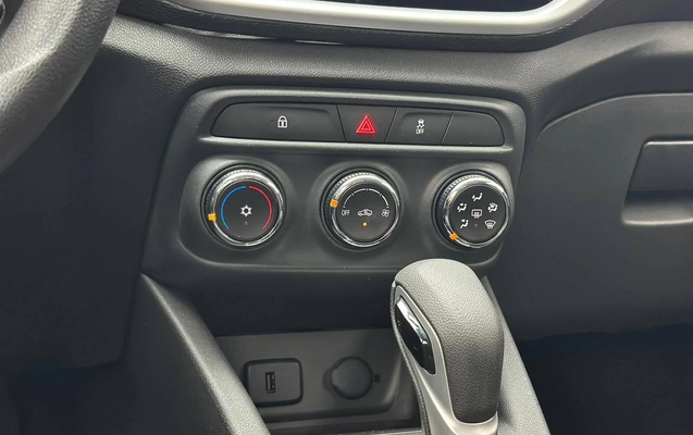 imagem-https://www.socarrao.com.br/sc-vehicle-images-prod/1793792/1780314174303-7cb084d262d6426c8ab25c9cc247fcb9_1780314055293.jpeg