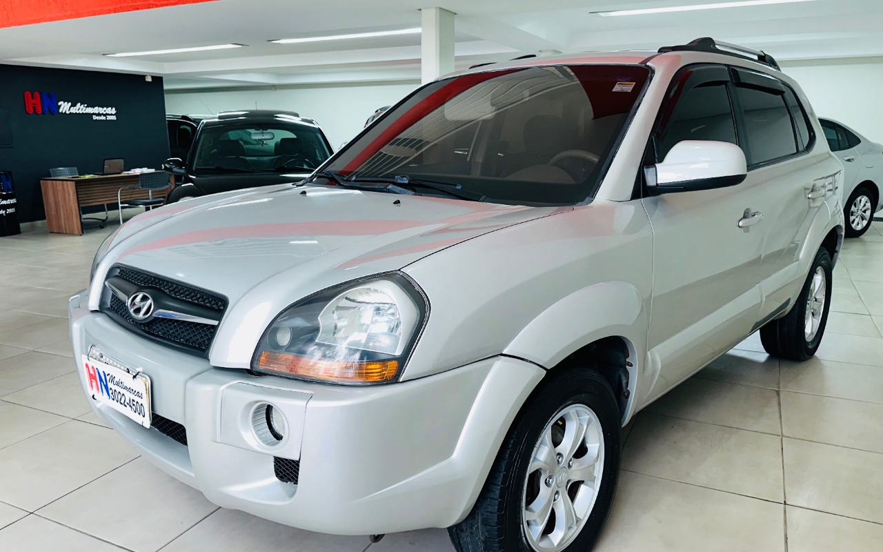 Hyundai Tucson 2.0 16V Aut. 2012 Prata — foto 1 de 3