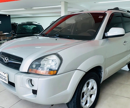 Hyundai Tucson 2.0 16V Aut. 2012 Prata — foto 1 de 3