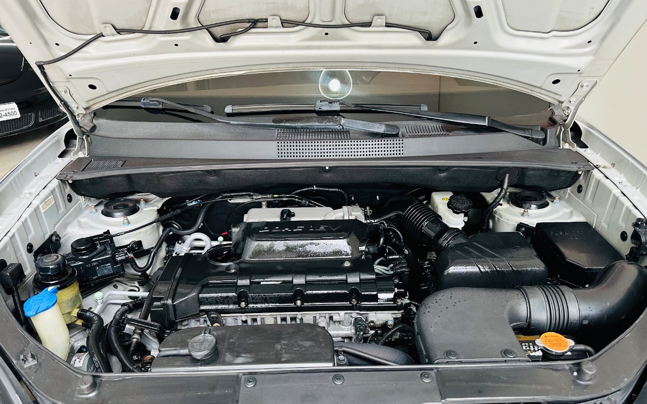 imagem-https://www.socarrao.com.br/sc-vehicle-images-prod/1793975/1780163381792-MjBtLmpwZw.jpg